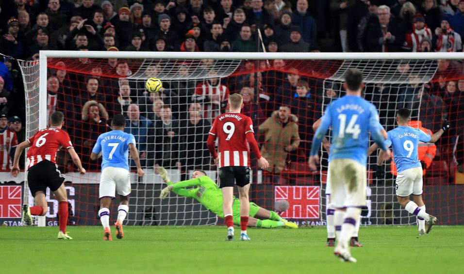 Man City Minim Persentase Cetak Gol dari Titik Putih, Pep Guardiola Khawatir