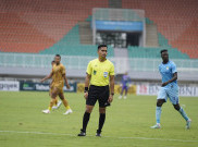 Liga 1 Masuki Fase Krusial, PT LIB Dorong PSSI Datangkan Wasit Elite Eropa