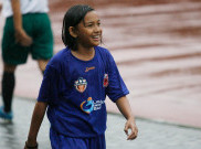 Putri Pelatih Bali United Turut Warnai Turnamen Sepak Bola Wanita Bengawan Cup III