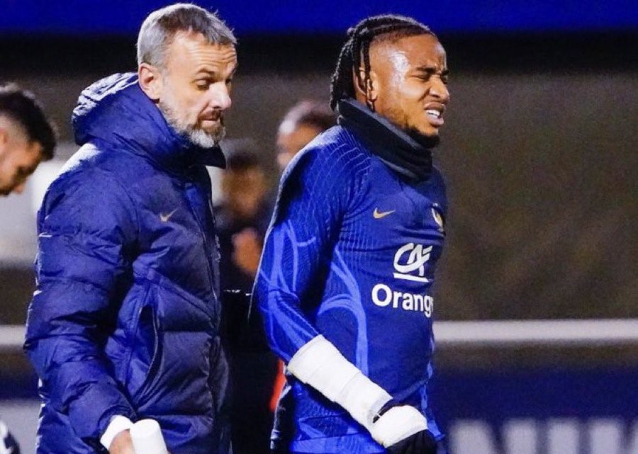 Cedera Saat Latihan, Christopher Nkunku Kubur Mimpi Bermain di Piala Dunia 2022