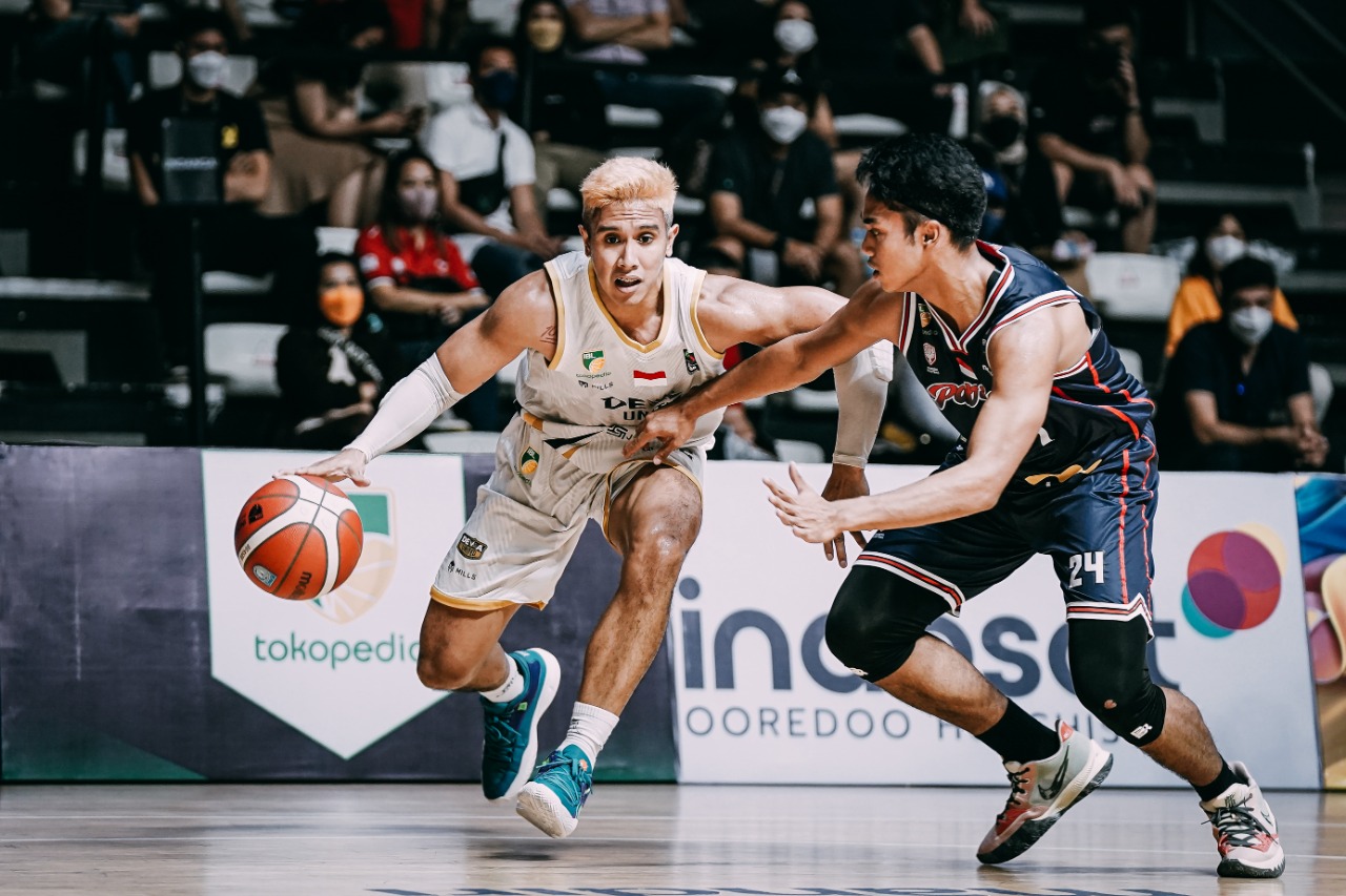 Dewa United Surabaya Sempurna di Seri Perdana IBL 2022