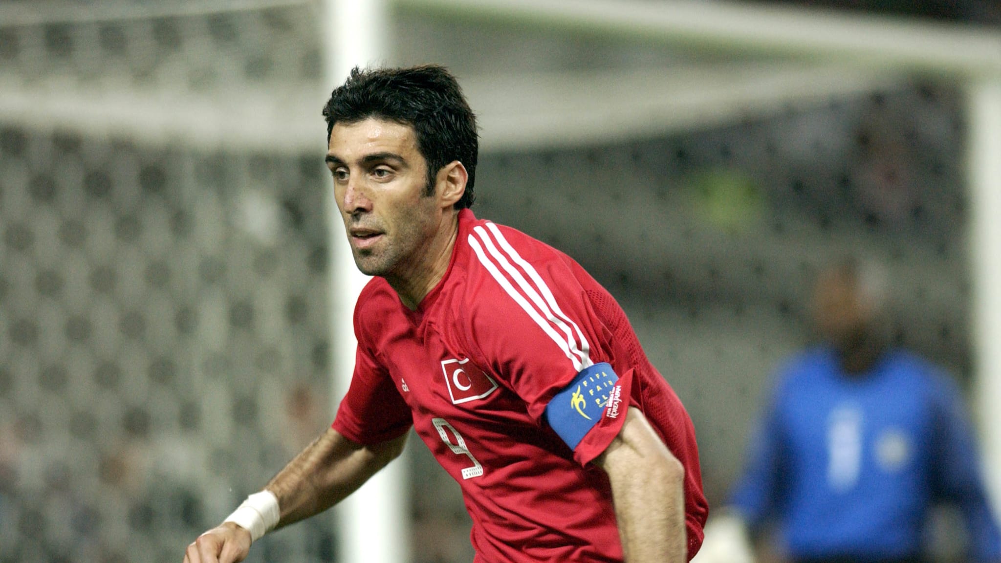 Kritik Erdogan, Legenda Turki Harus Jadi Sopir Taksi Online di AS