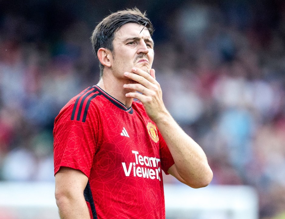 Susahnya Manchester United Mendepak Harry Maguire