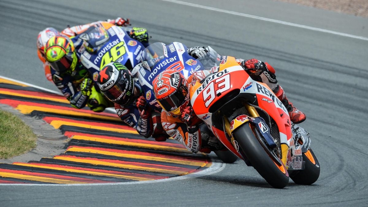Lorenzo Jelaskan Penyebab Hubungan Dingin Marquez dan Rossi