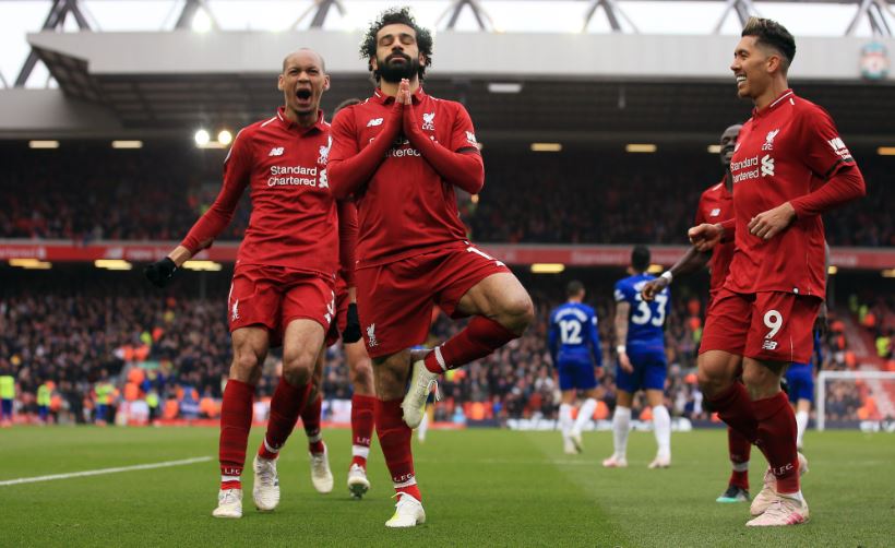 Jaga Kebugaran di Tengah Pandemi Virus Corona, Liverpool Kompak Lakukan Yoga