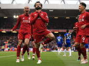 Jaga Kebugaran di Tengah Pandemi Virus Corona, Liverpool Kompak Lakukan Yoga