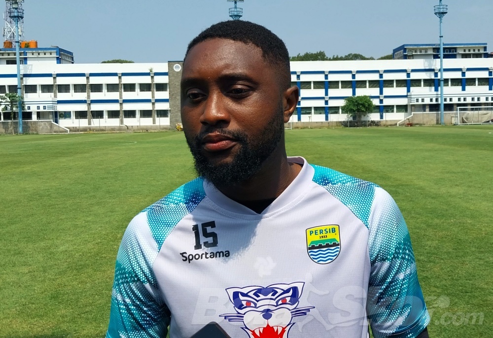 Respons Dukungan Bobotoh, Levy Madinda Siap Habis-habisan di Kandang Persija