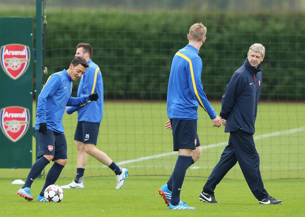 Para Pemain Arsenal Keracunan Makanan Saat Tur Pra Musim