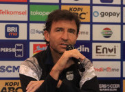 Luis Milla Semringah Persib Bandung Jamu PSS Sleman di GBLA