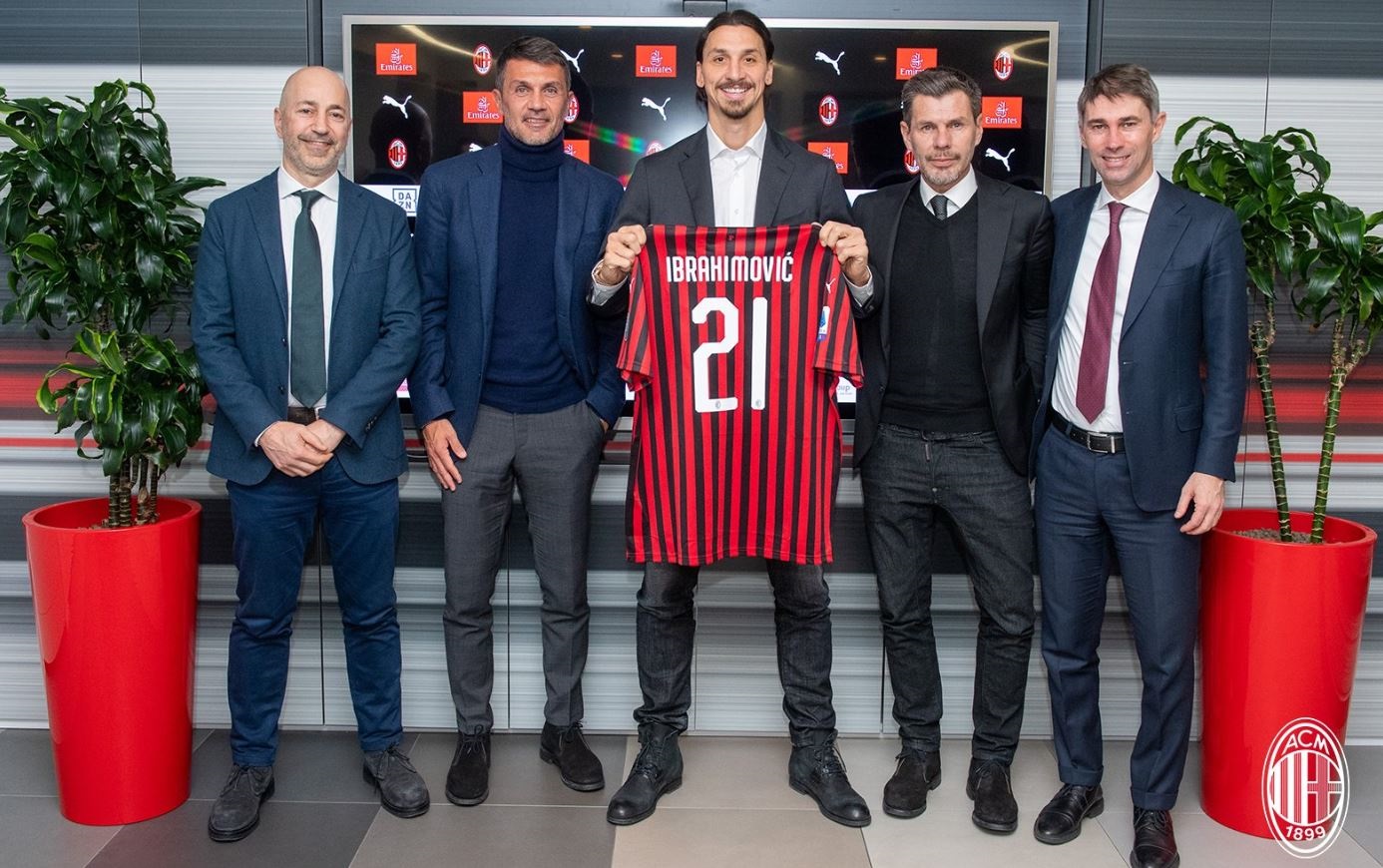 Zlatan Ibrahimovic Belum Cukup Pulihkan AC Milan