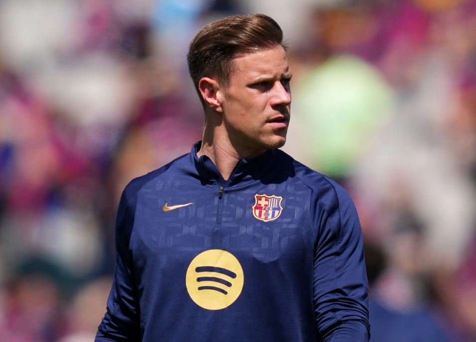 Barcelona Tuding Ter Stegen Bertindak dengan Niatan Buruk Menghalangi Pendaftaran Garcia dan Szczesny