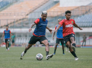 Terkendala Kebugaran, Tiga Pemain Asing Persebaya Tetap Dicadangkan Kontra Persib