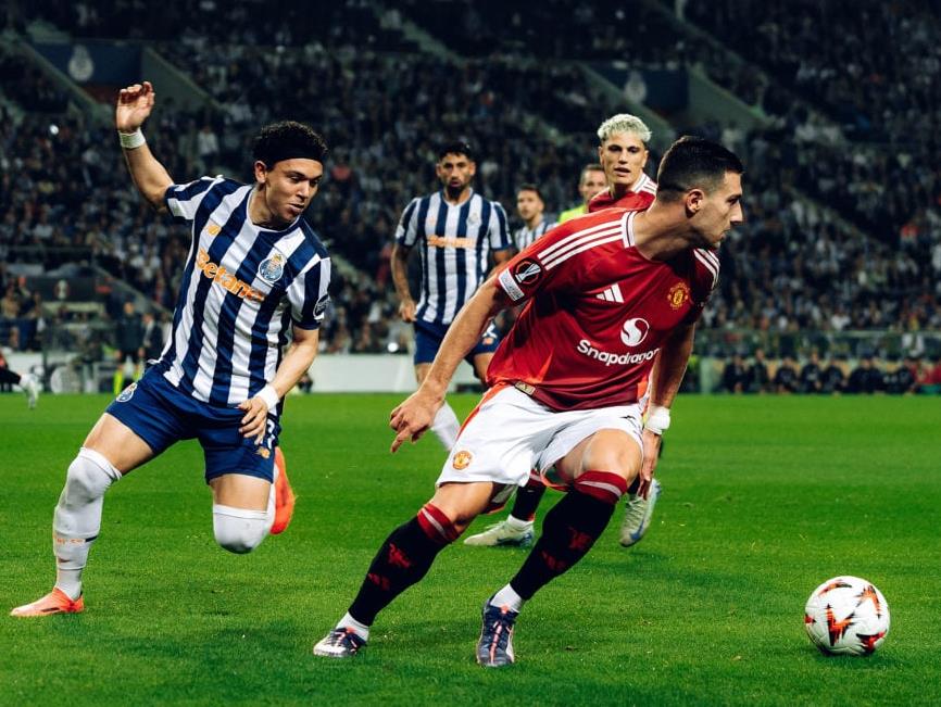 Manchester United Krisis Bek Kiri, Diogo Dalot Jadi Sasaran Kritik Warganet