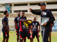 RD Pimpin Latihan Persipura, Bernostalgia Setelah 20 Tahun Lamanya