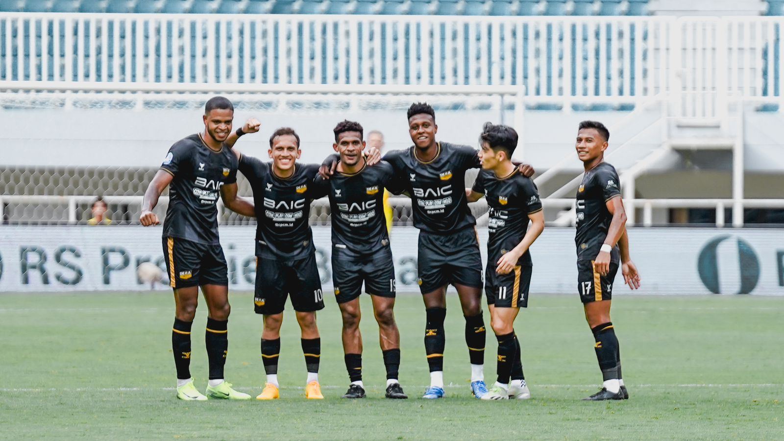 Dewa United FC Kalahkan PSS, Dua Pemain Dapat Pujian Khusus dari Jan Olde Riekerink