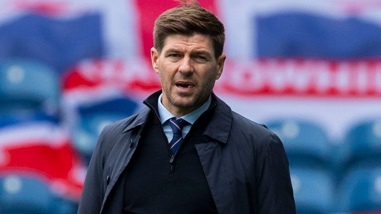 Steven Gerrard Punya Alasan Kuat Tolak Gantikan Klopp di Liverpool