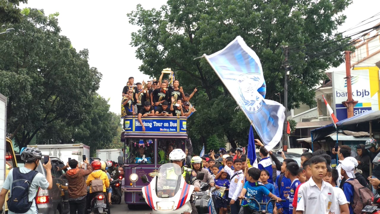 Liga 1 U-19 2018: Pelatih Persib U-19 Tak Menyangka Sambutan Bobotoh Usai Juara
