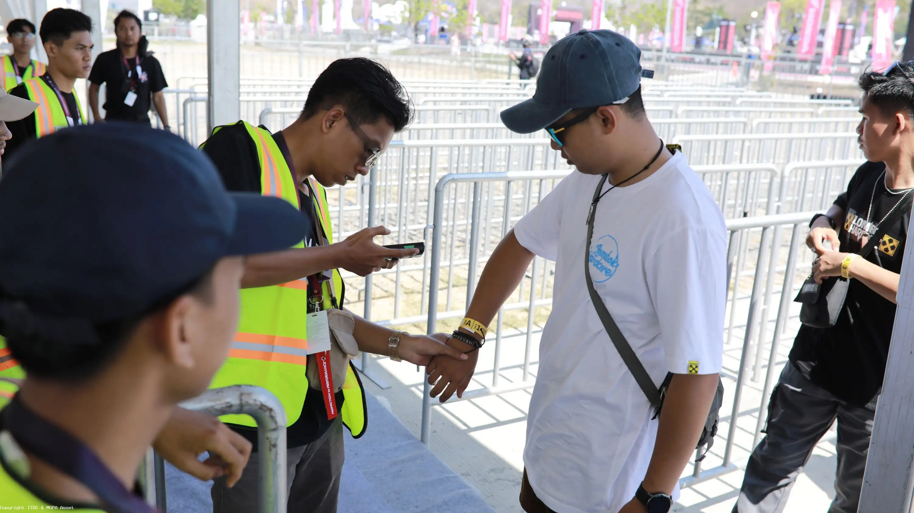 Mau Jadi Volunteer Balapan MotoGP Indonesia di Sirkuit Mandalika Oktober Mendatang, Begini Cara Daftarnya!