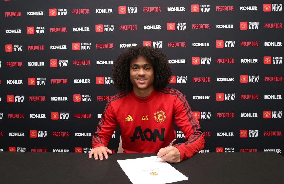 Jauhi Klub Besar, Tahith Chong Setia di Manchester United