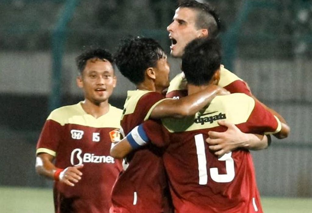 Pemain Asing Persik Sebut Pemerintah Indonesia Tutupi Statistik Virus Corona