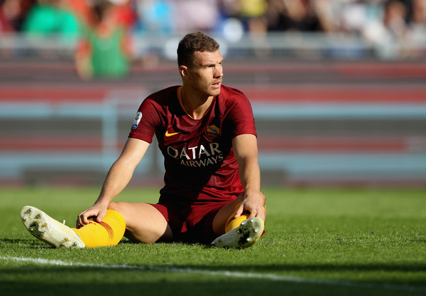 Edin Dzeko Jadi Calon Pengganti Terkuat Mauro Icardi di Inter Milan