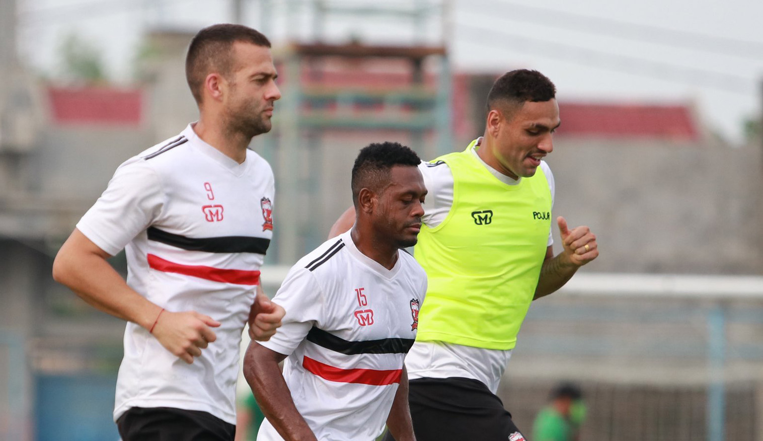 Aleksandar Rakic Bisa Bermain Lawan Persebaya
