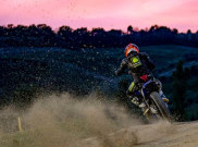  Hampir Dua Tahun Absen, Valentino Rossi Berlatih Motocross bersama Andrea Dovizioso