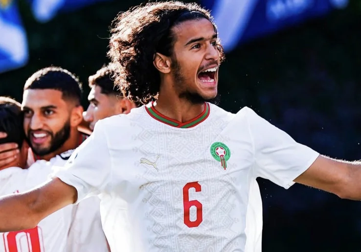 Manchester City Dapatkan Pengganti Rodri, Bayar Rp2,06 Triliun demi Rekan Setim Calvin Verdonk