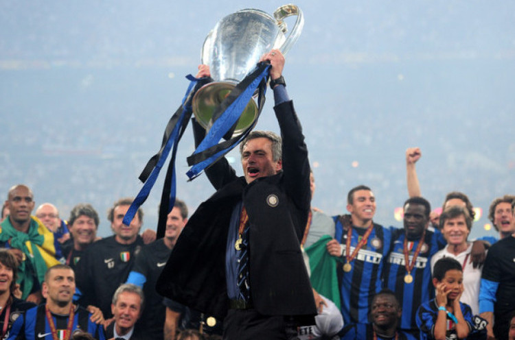 Sebelum Persembahkan Treble Winners, Mourinho Telah Berkhianat kepada Inter Milan