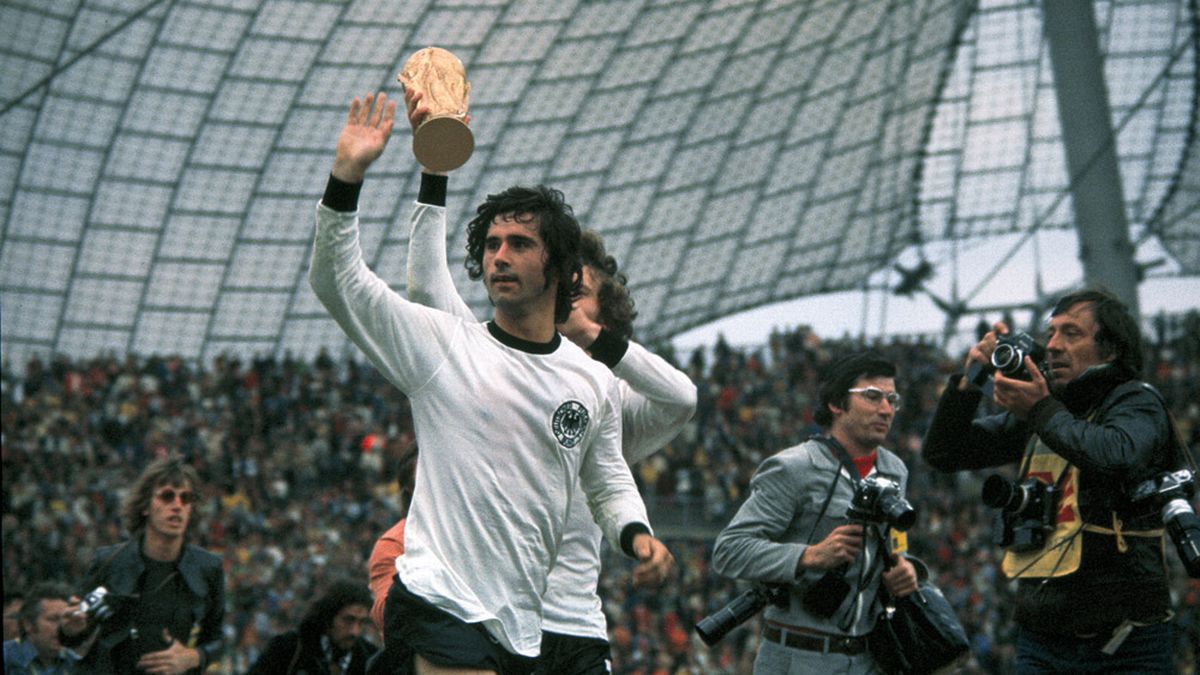 Gerd Muller di Mata Mantan Kiper Timnas Italia
