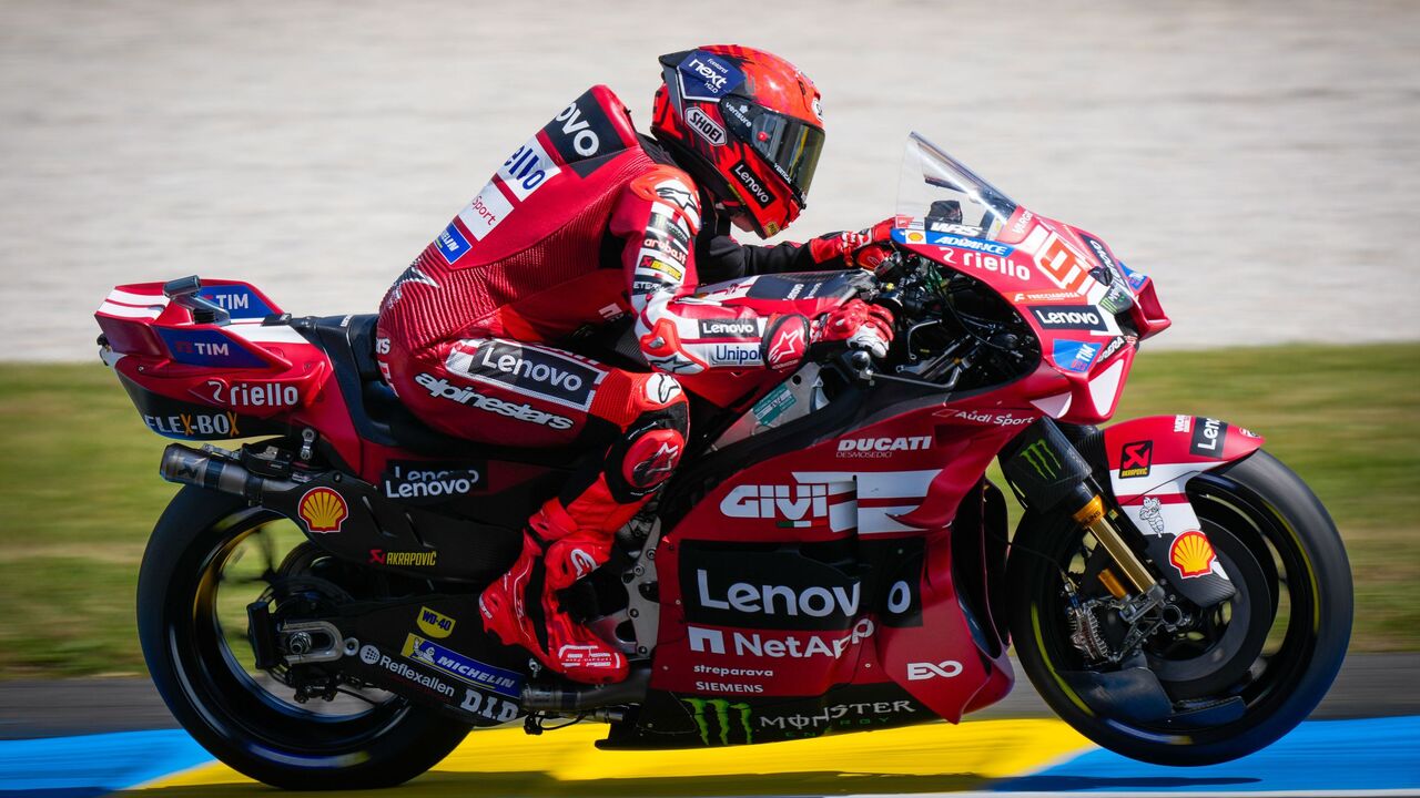 Aksi Marc Marquez di MotoGP Prancis 2026. (MotoGP)