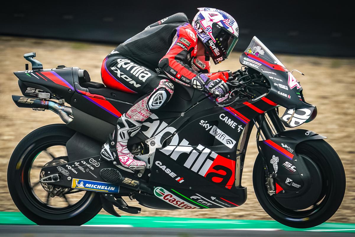Langgar Aturan, Aleix Espargaro Kena Penalti