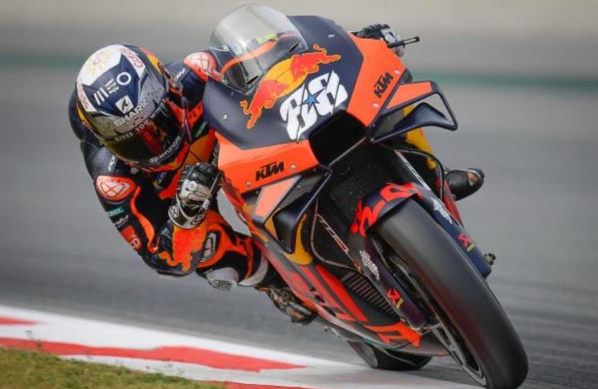Hasil MotoGP Catalunya: Oliveira Juara, Quartararo Gagal Podium, Rossi Sial