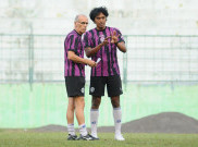 Arema FC Vs Persikabo, Fernando Valente Ingin Persembahkan Kemenangan di Laga Debut