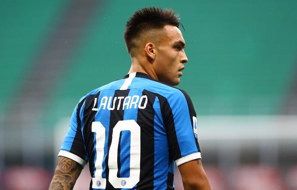 Luis Suarez Janji Bantu Lautaro Martinez di Barcelona