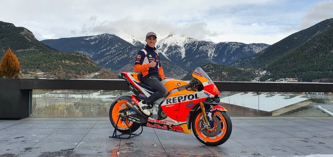 Air Mata Haru Pol Espargaro Duduk di Motor Honda