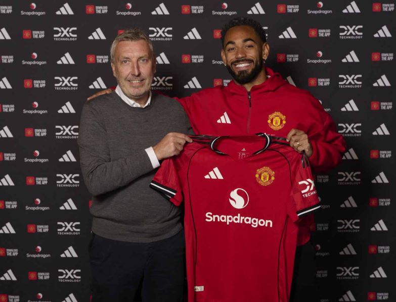 Matheus Cunha Tidak Takut dengan Tekanan Membela Manchester United