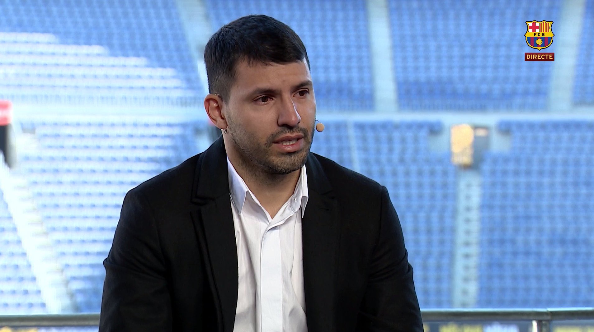 Diwarnai Tangisan, Sergio Aguero Resmi Gantung Sepatu