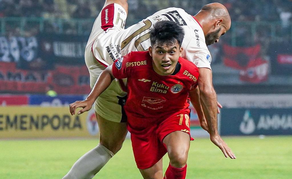 Riko Simanjuntak Kesal dengan Wasit, Thomas Doll Sindir Bali United Lagi
