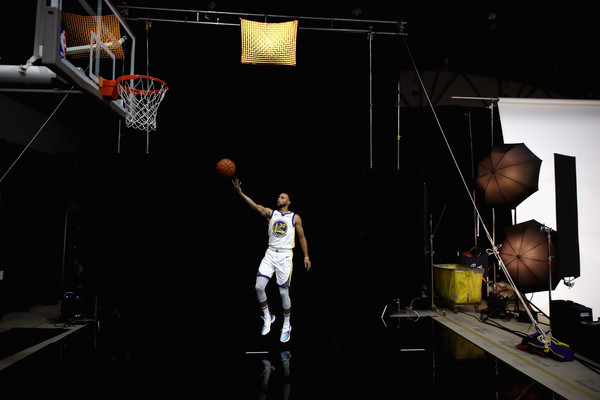 Stephen Curry Nilai Golden State Warriors Masih Tim Terkuat di NBA