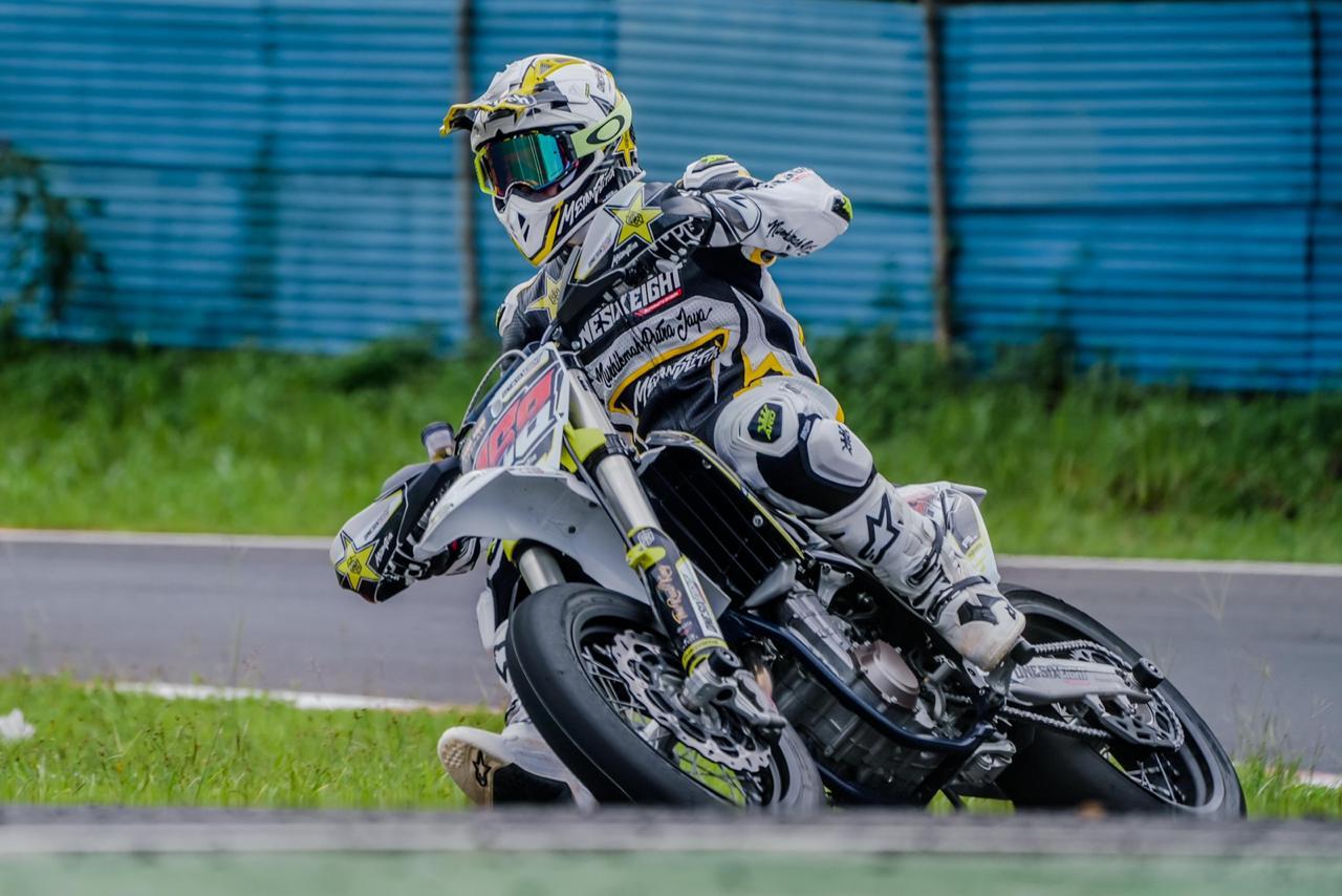 Dukung Physical Distancing, Pemilik Tim OneSixEight Mevans Gelar Latihan Tertutup