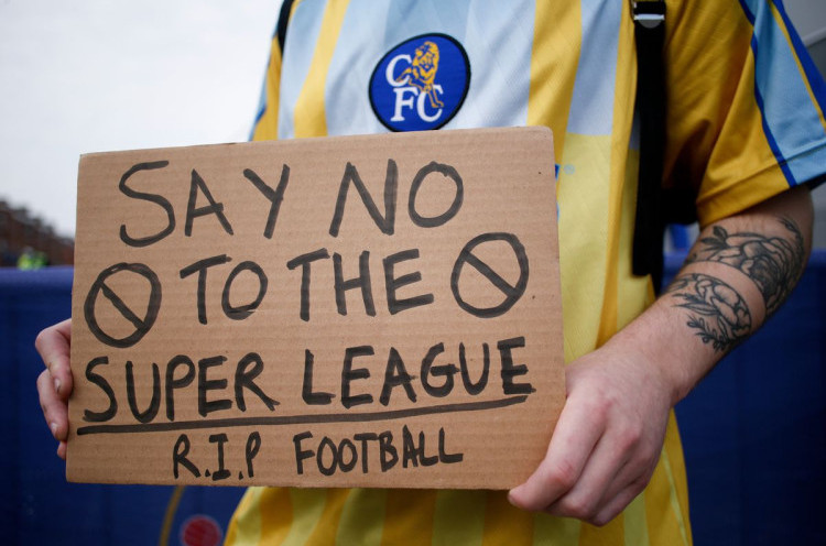 Sanksi UEFA buat Klub yang Masih di Liga Super Eropa