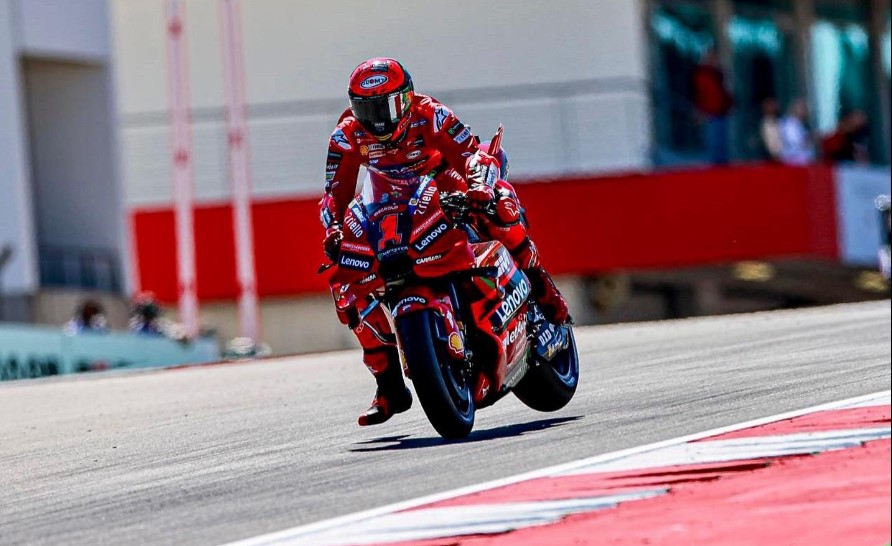 Sprint Race Perdana MotoGP: Bagnaia Juara, Bastianini Patah Tulang