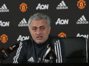 Jose Mourinho Balas Kritikan Pengamat Sepak Bola Menyoal Gaya Bermainnya di Man United