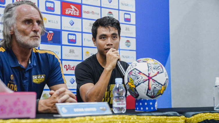 Kapten Dewa United FC Tak Masalah Arema FC Punya Keuntungan Waktu Recovery