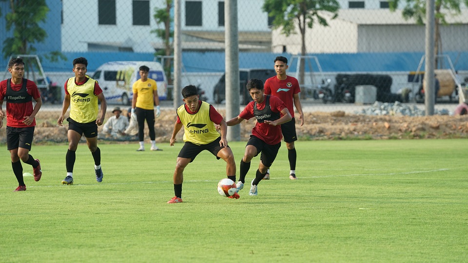 Timnas U-22 Dapat Fasilitas Lapangan Bagus di Kamboja, Indra Sjafri Apresiasi PSSI, NOC, dan CdM SEA Games 2023