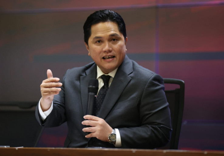Pakar Hukum Tata Negara Feri Amsari Beri Tanggapan soal Rangkap Jabatan Erick Thohir, Harus Mematuhi Konstitusi