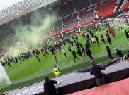 Buntut Panjang Kerusuhan di Old Trafford
