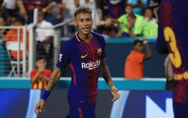Fans Barca Cap Neymar Sebagai Pengkhianat
