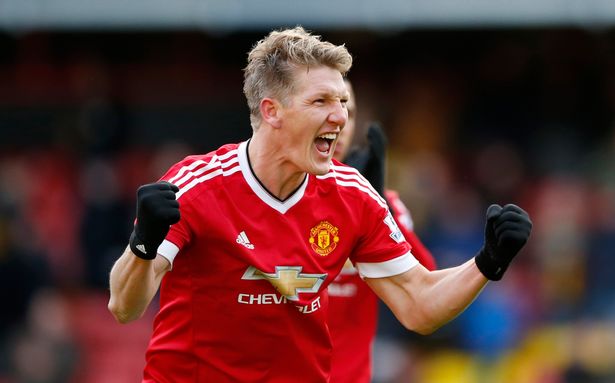 Schweinsteiger Inginkan Tim Inti Man United